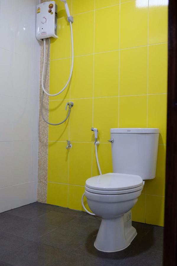 Hostal Tangmo House *
